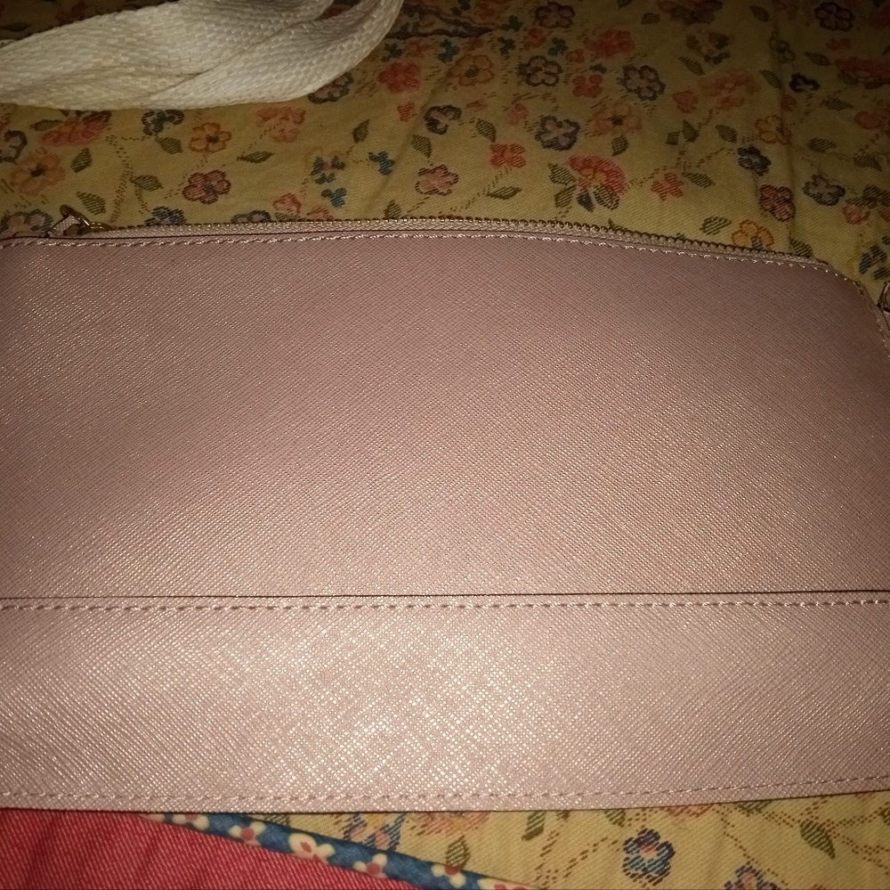 Calvin Klein wristlet - Picture 3 of 8